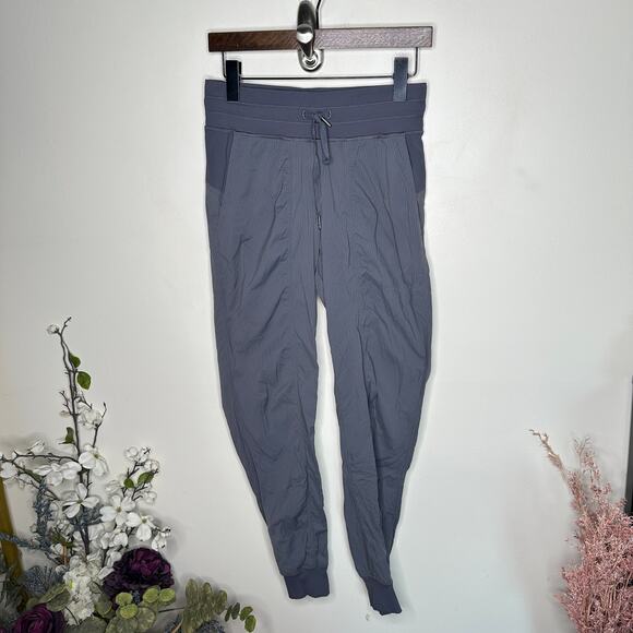 LULULEMON Dance Studio Jogger Titanium Gray Sz 10 {Y43} - Picture 4 of 8